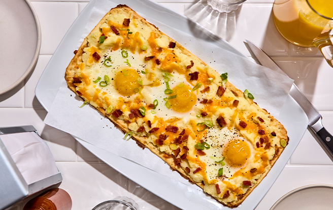 Loaded Mashed Potato Breakfast Flatbread